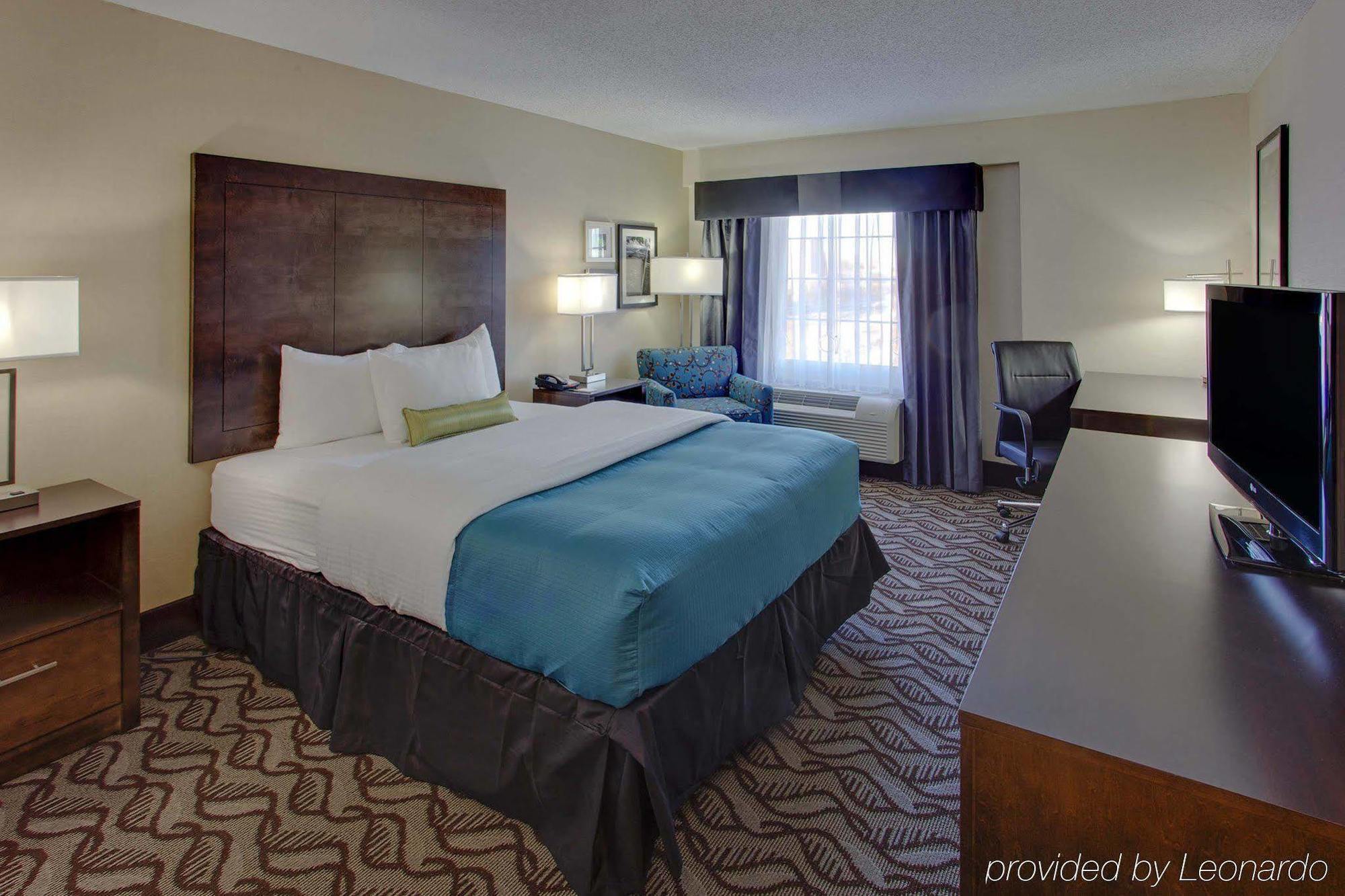 La Quinta By Wyndham Springfield Hotel Екстериор снимка